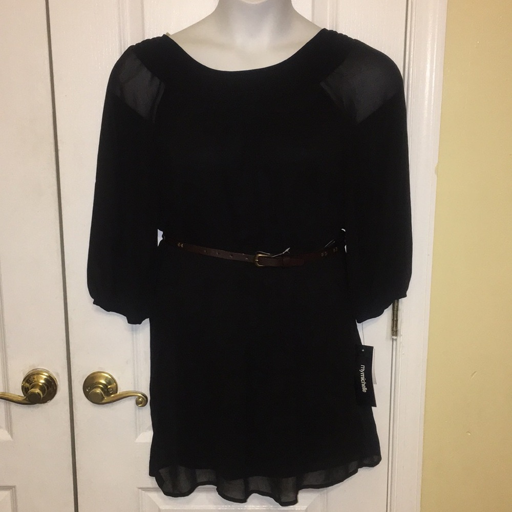 MyMichelle Black  smocked neck3/4 sleeve tunic M